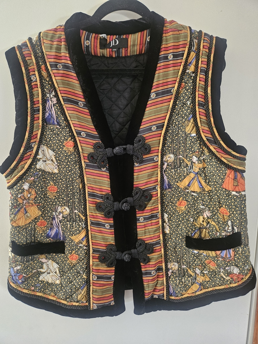 Quilted Japanese Printed Sleeveless Vest 100% Silk Vintage